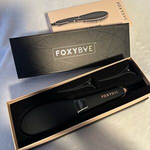FoxyBae Black and Pink Hair Straightening Brush Brand new in box